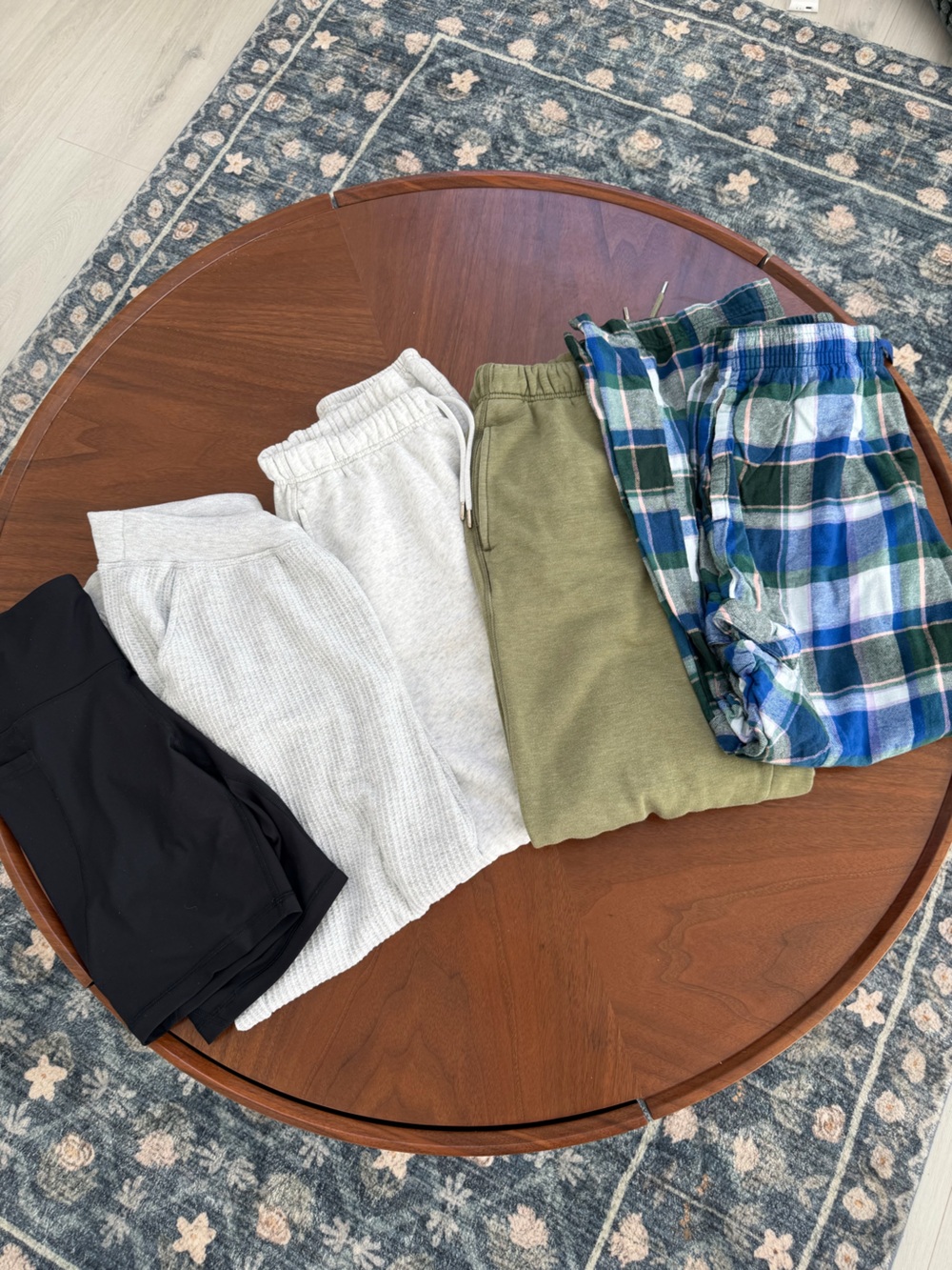 Old Navy Medium Sweats Pants Bundle